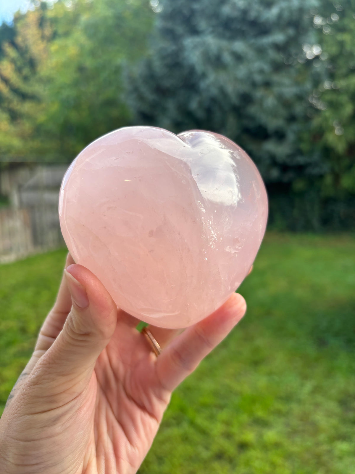 Rose quartz heart