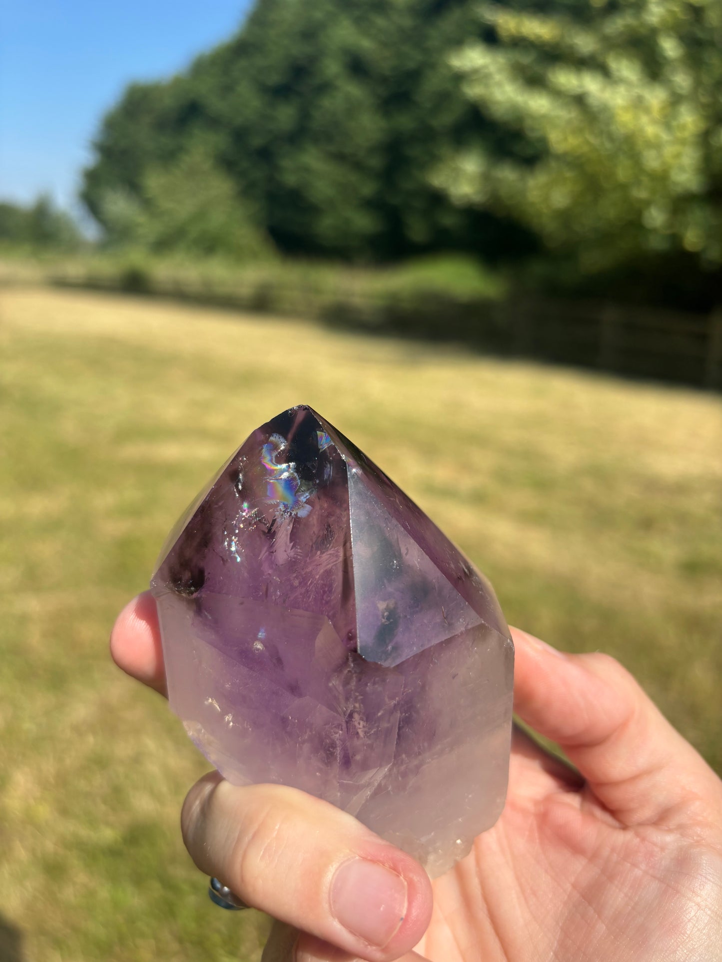 Amethyst cluster point
