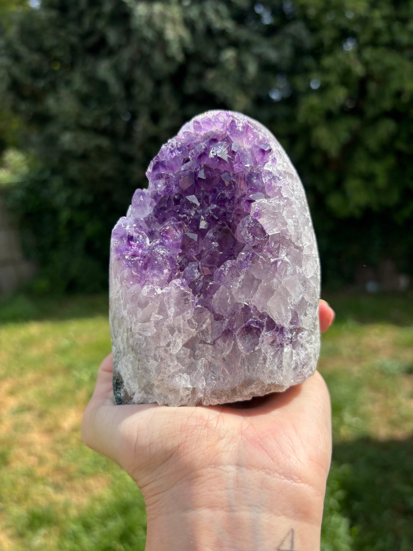 Amethyst Cut Base