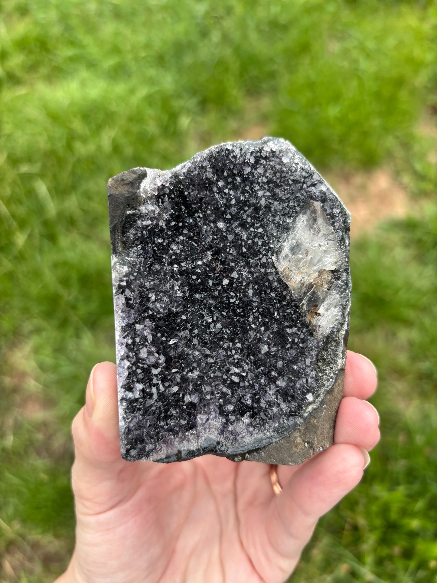 Midnight Amethyst cutbase