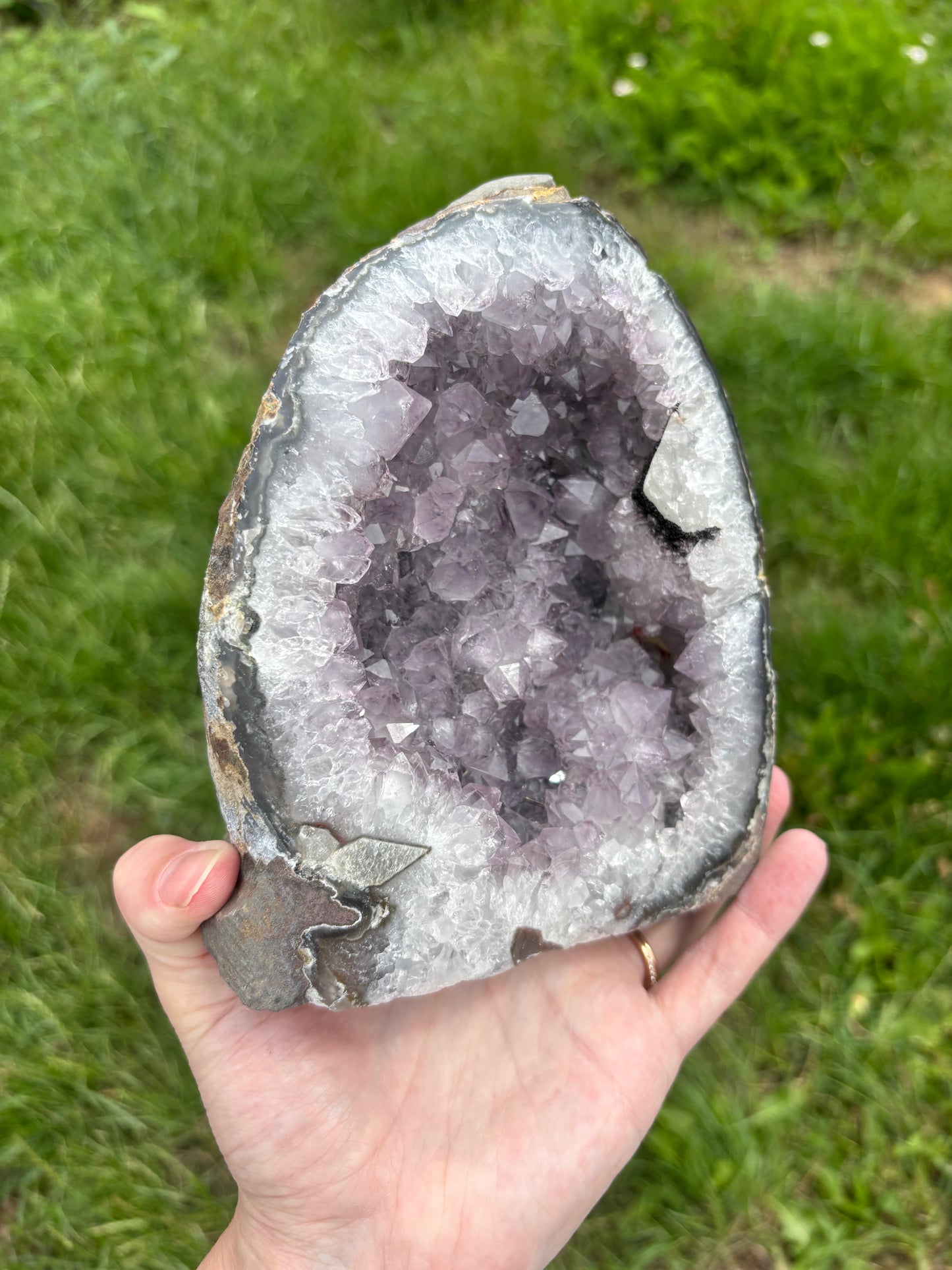 Amethyst cutbase