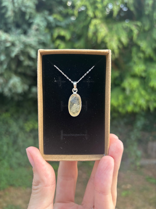 Libyan dessert glass necklace