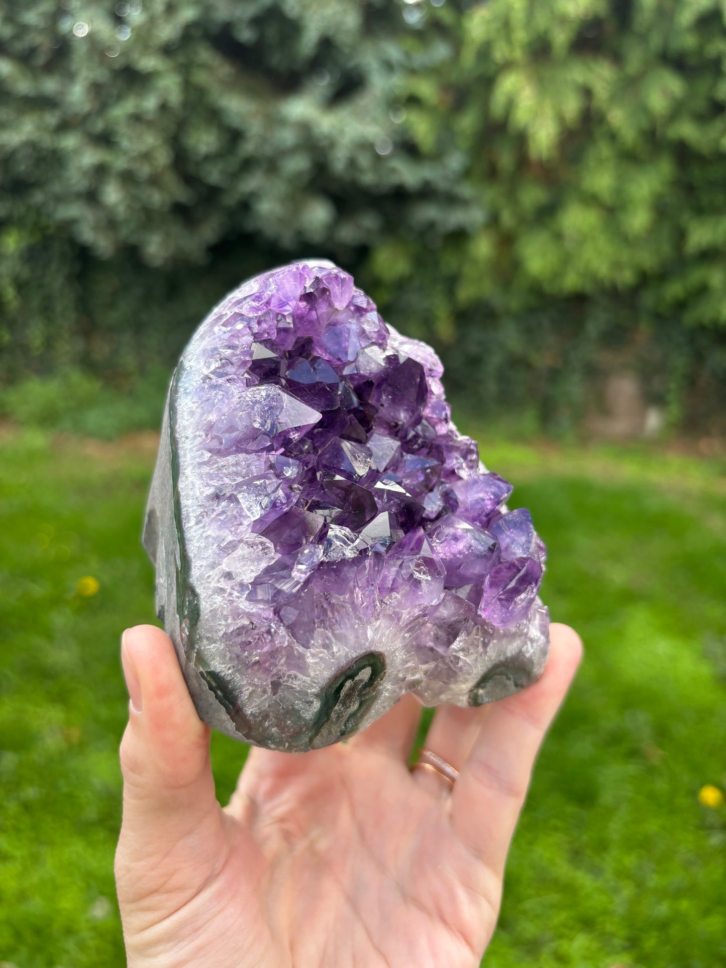 Amethyst cutbase