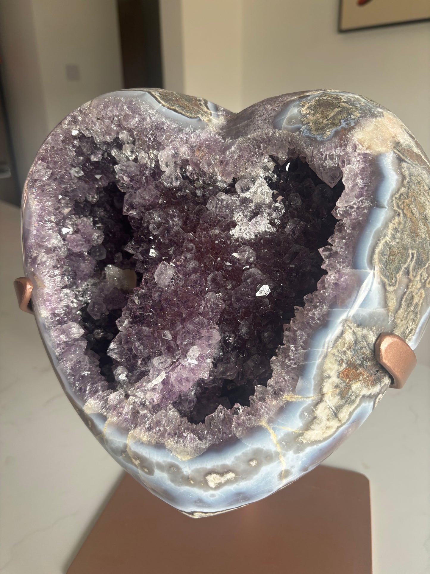 Amethyst heart on stand