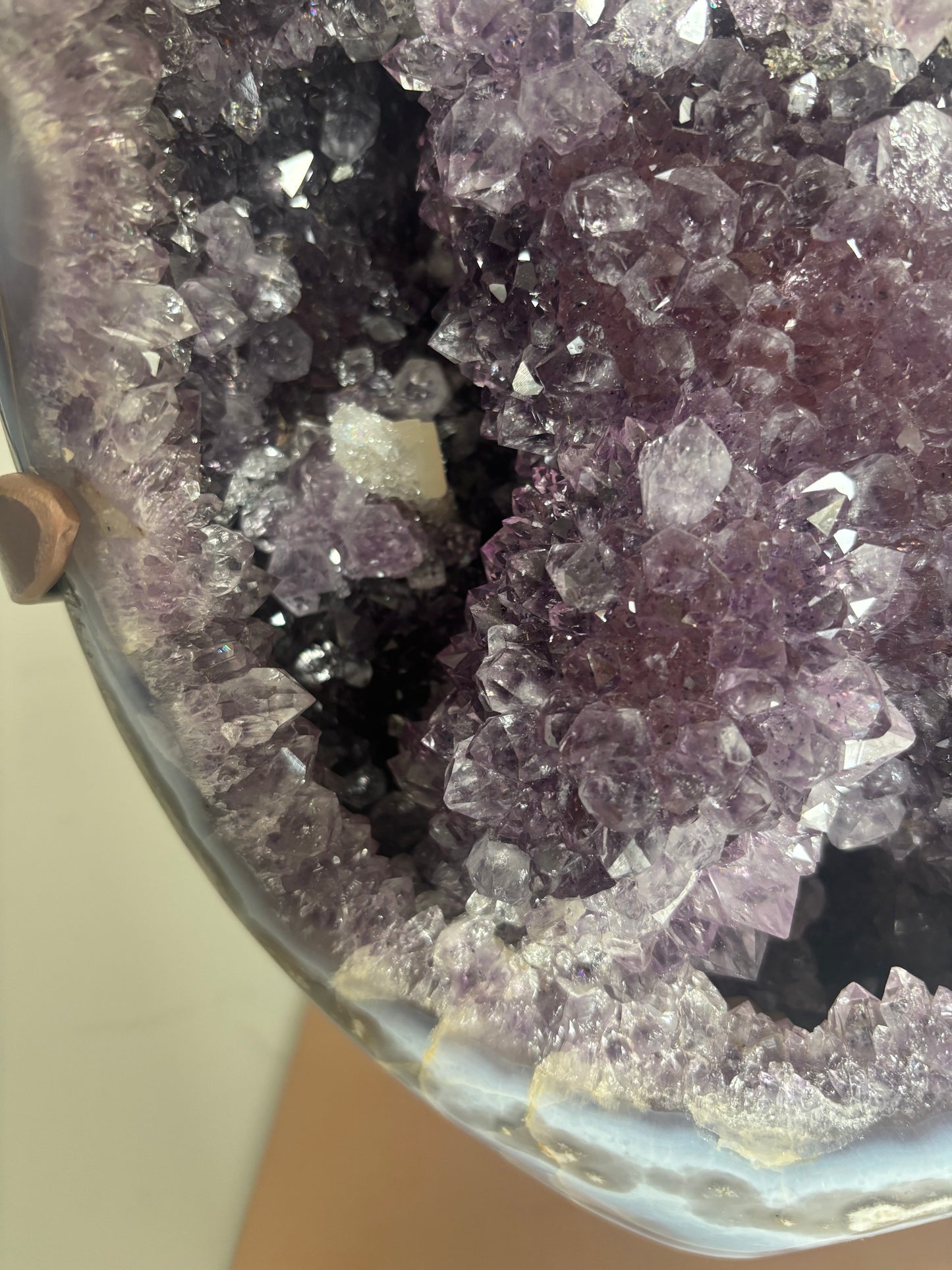 Amethyst heart on stand