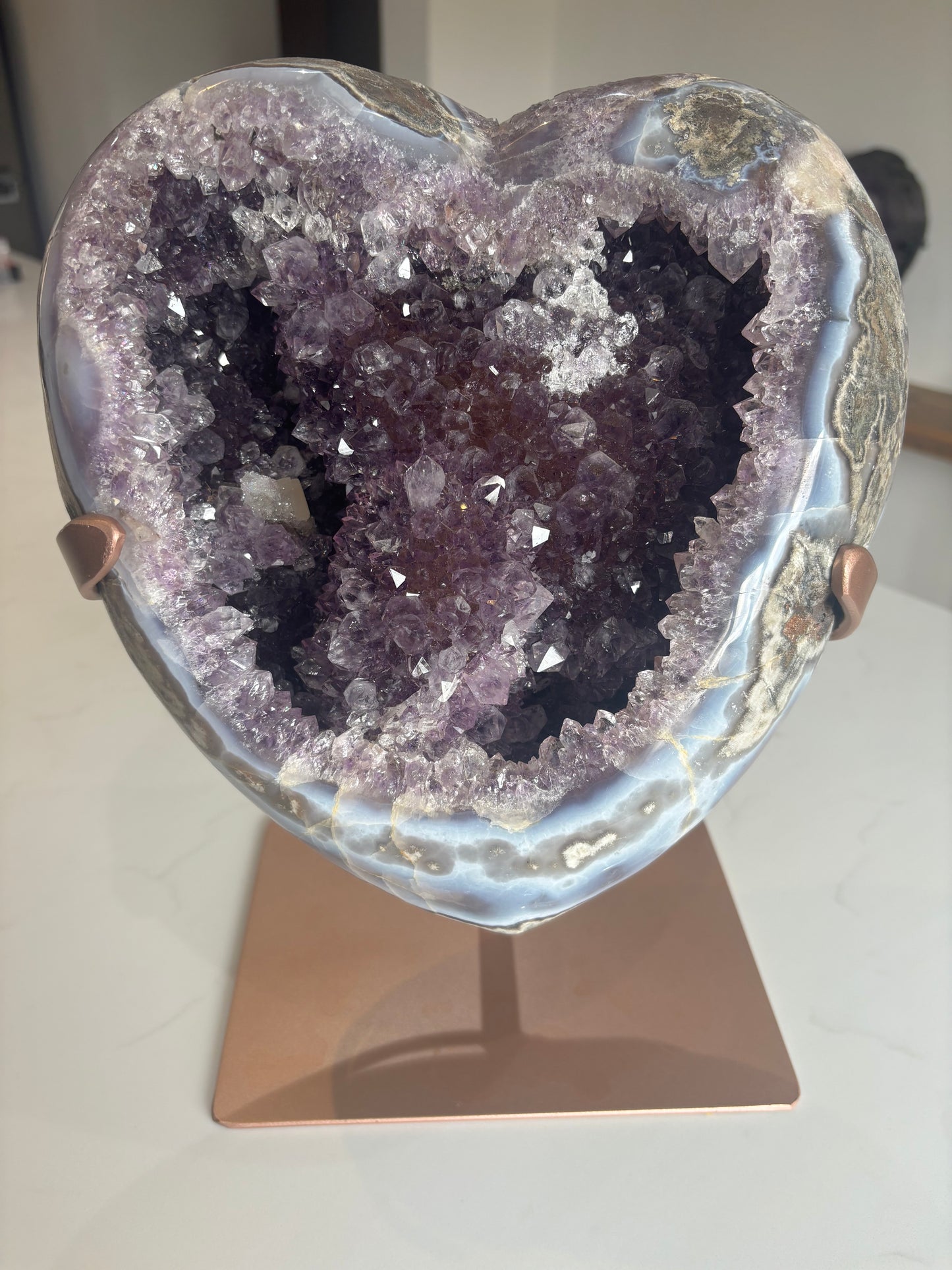 Amethyst heart on stand
