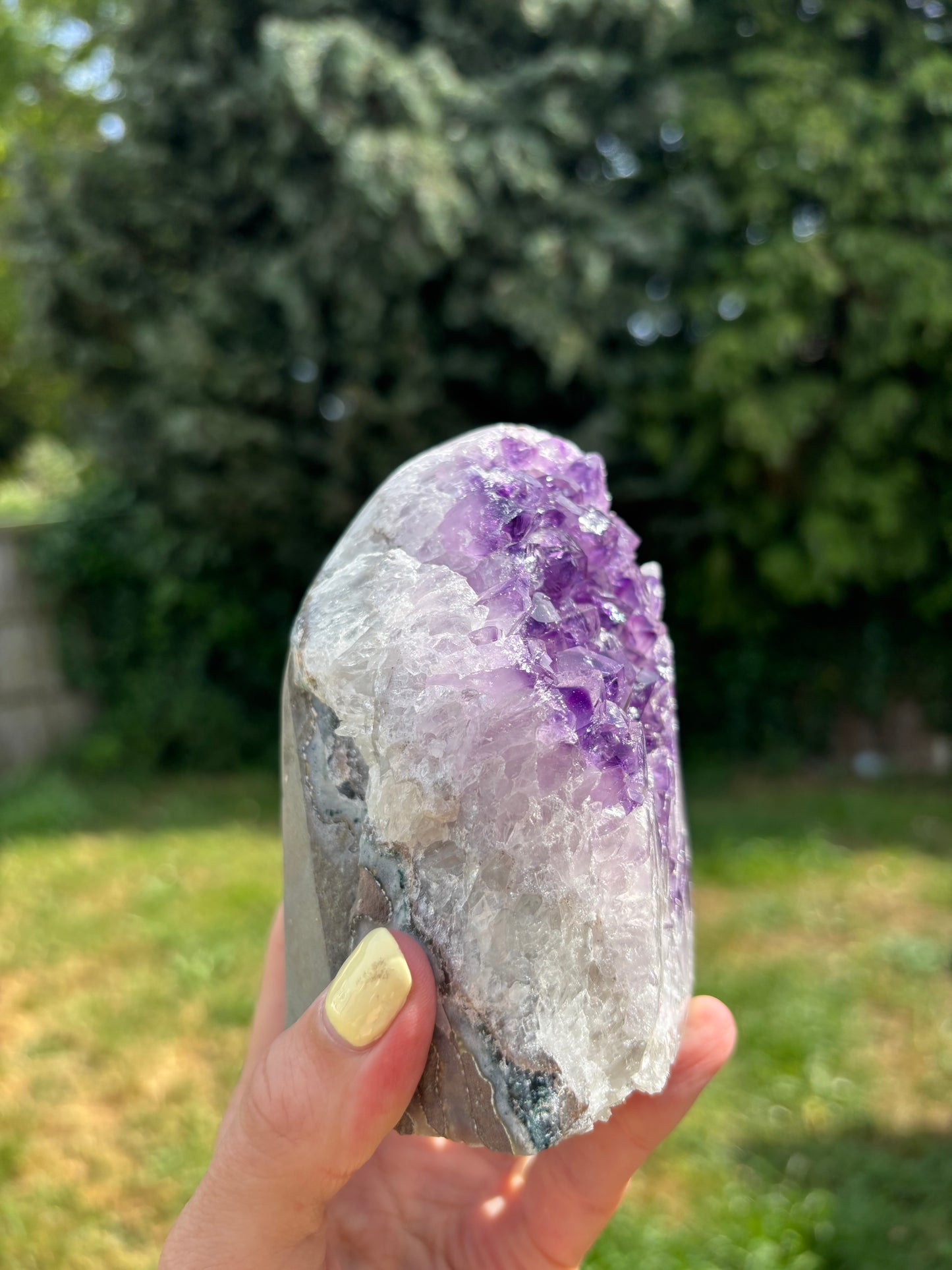 Amethyst Cut Base