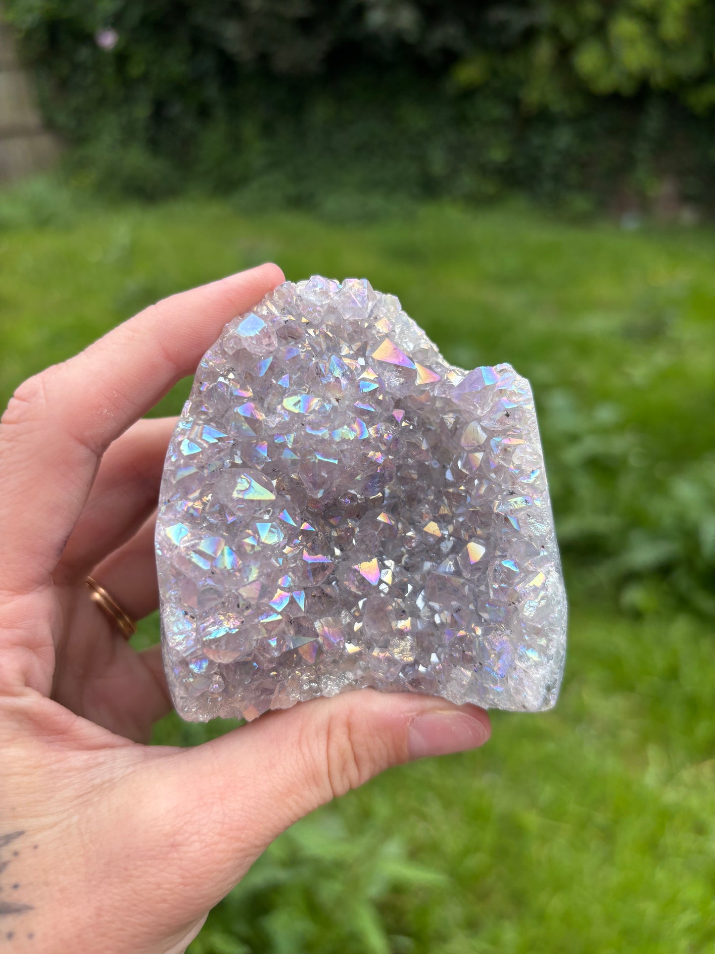 Aura Amethyst cutbase