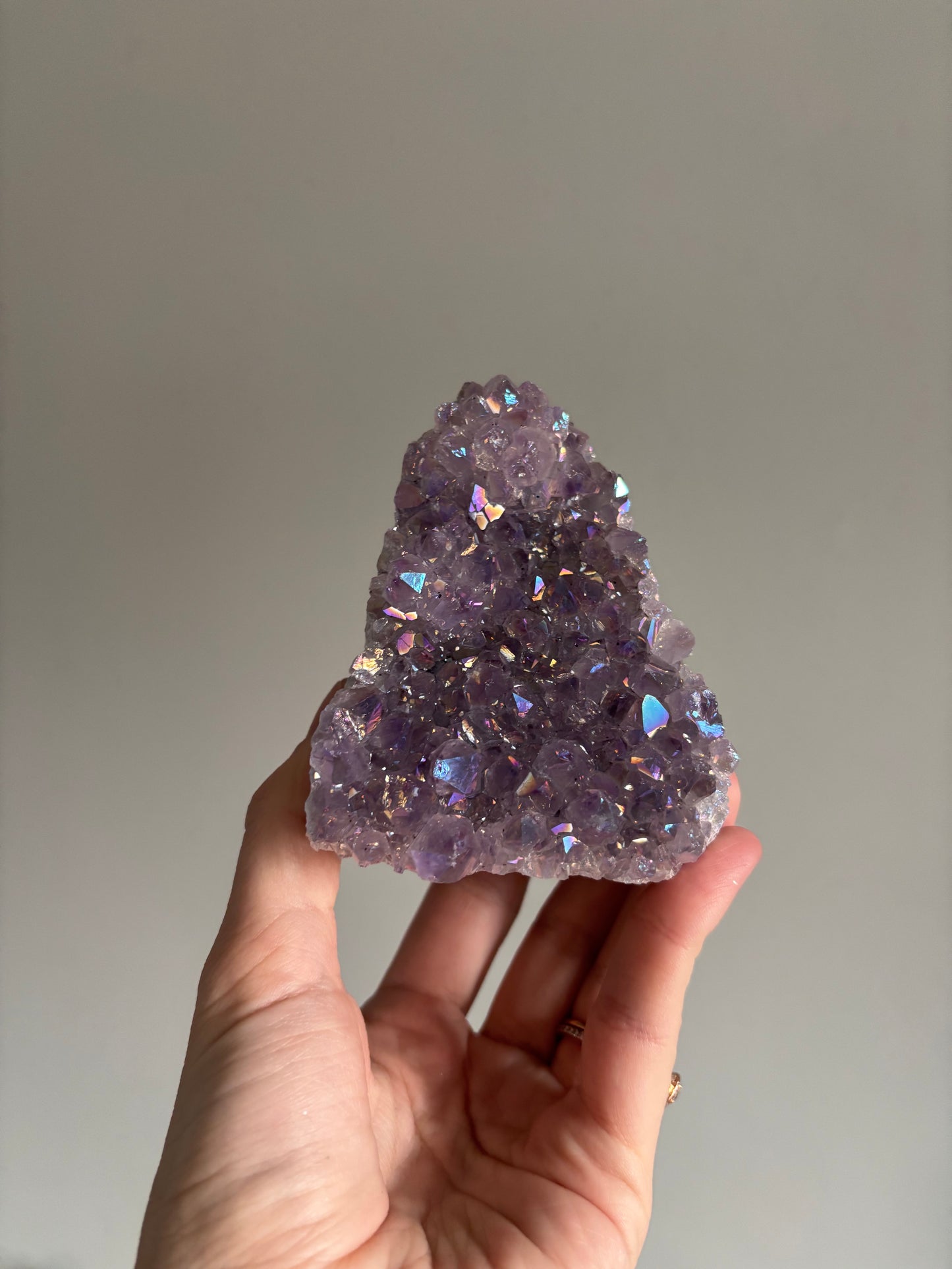 Aura Amethyst cutbase