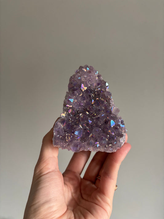 Aura Amethyst cutbase