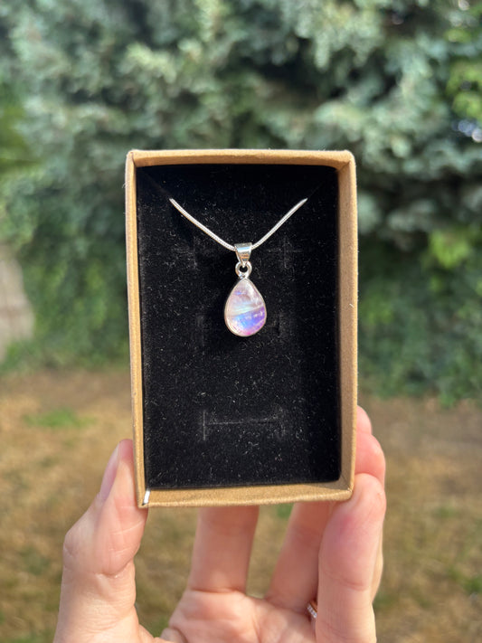 Pink moonstone 925 sterling silver necklace