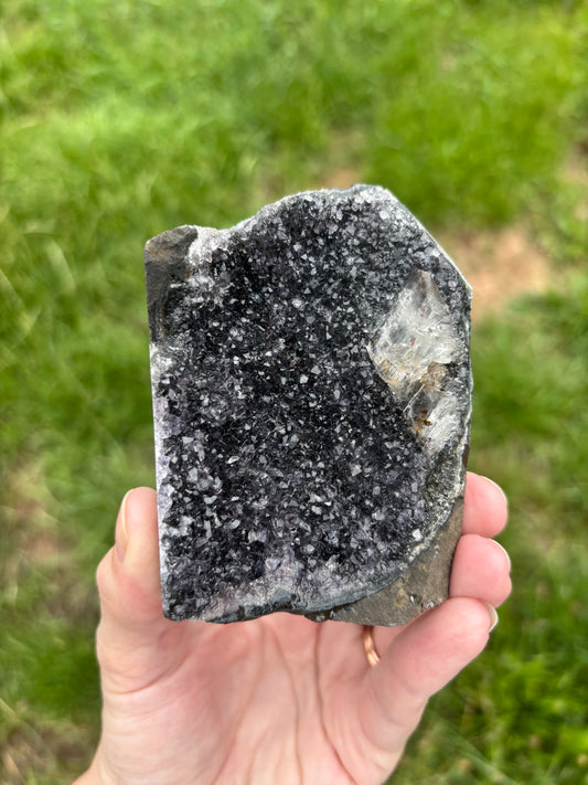 Midnight Amethyst cutbase