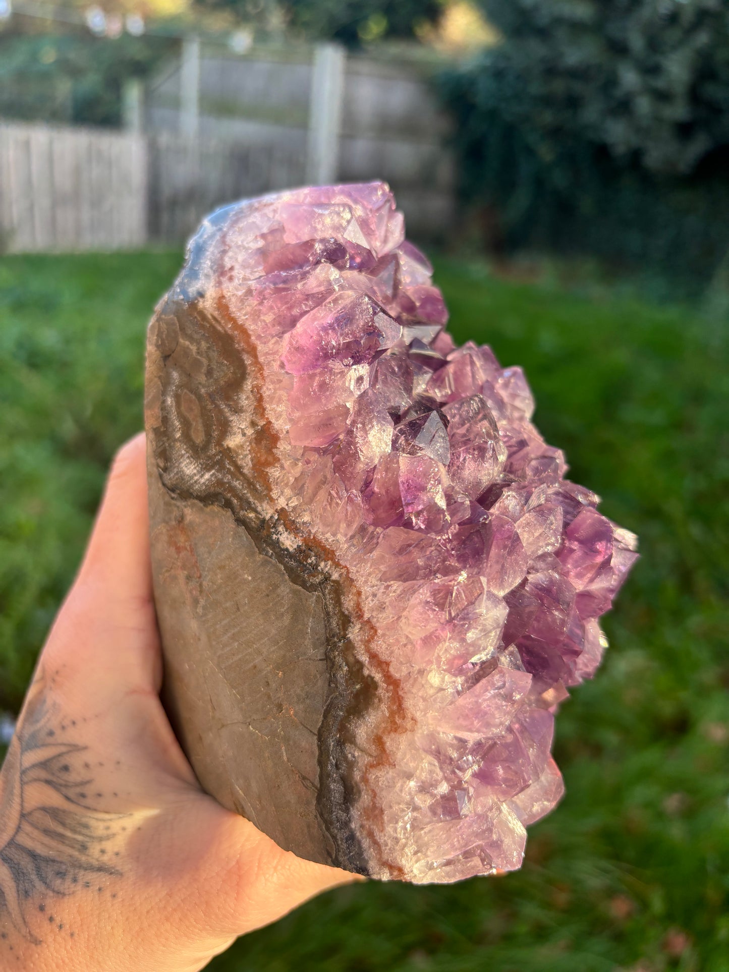 Amethyst Cut Base
