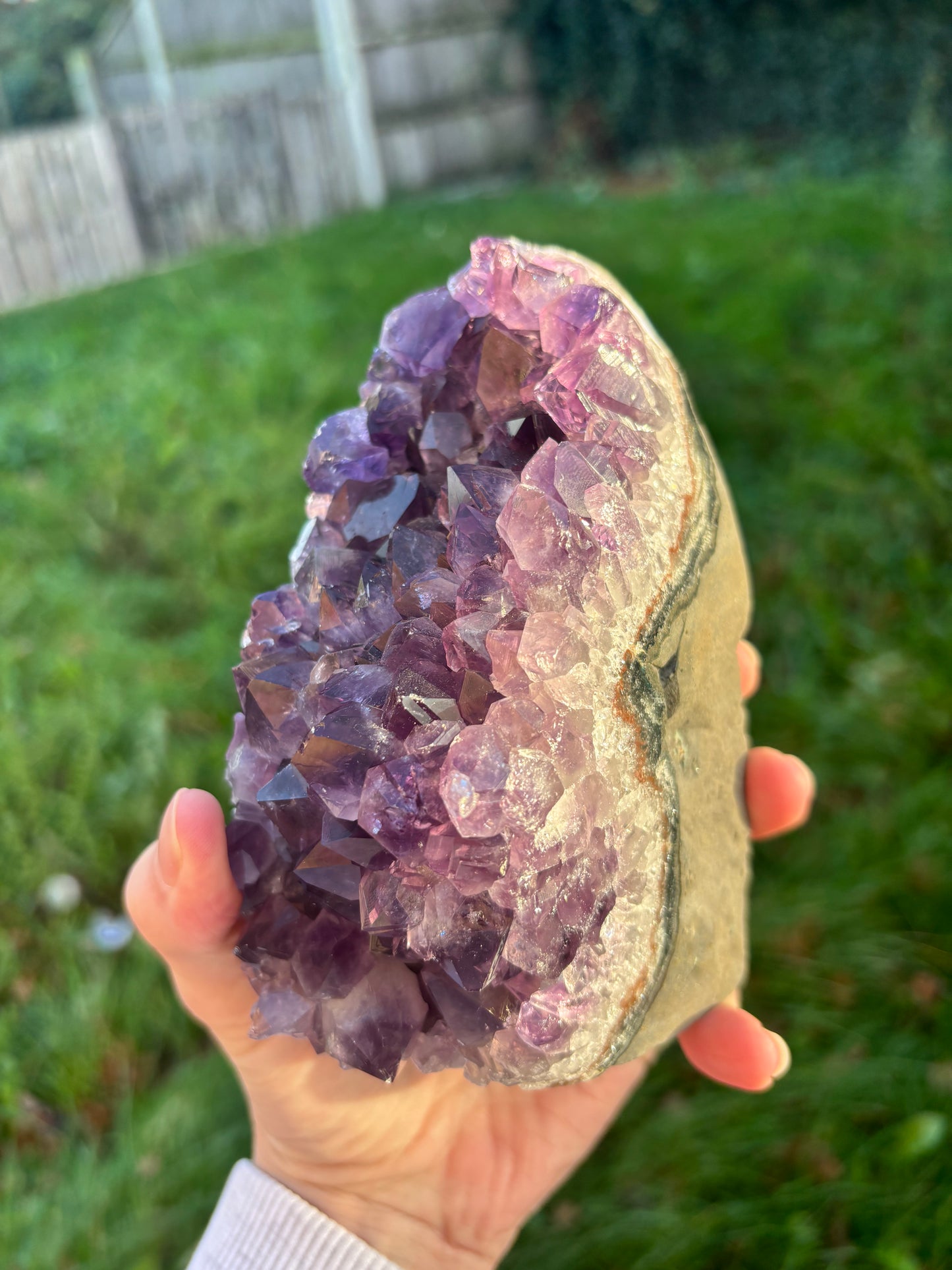 Amethyst Cut Base