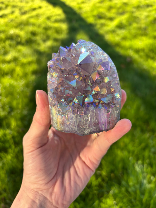 Aura Amethyst cutbase